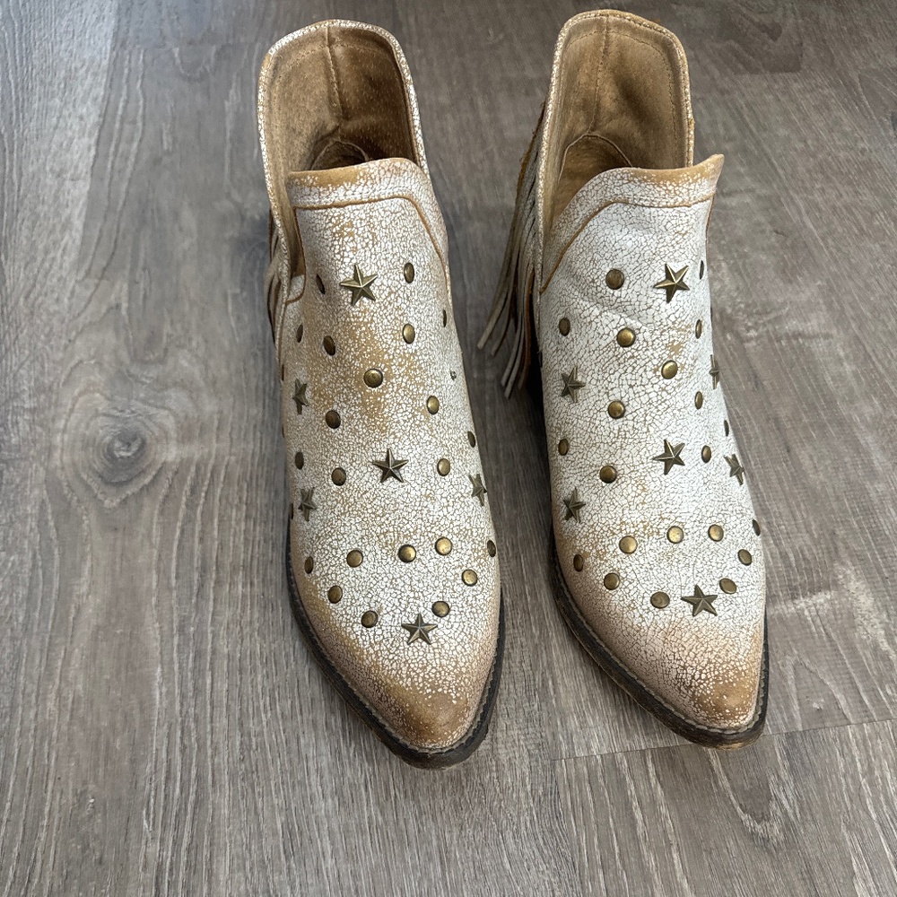 Circle G Fringe Western Boots